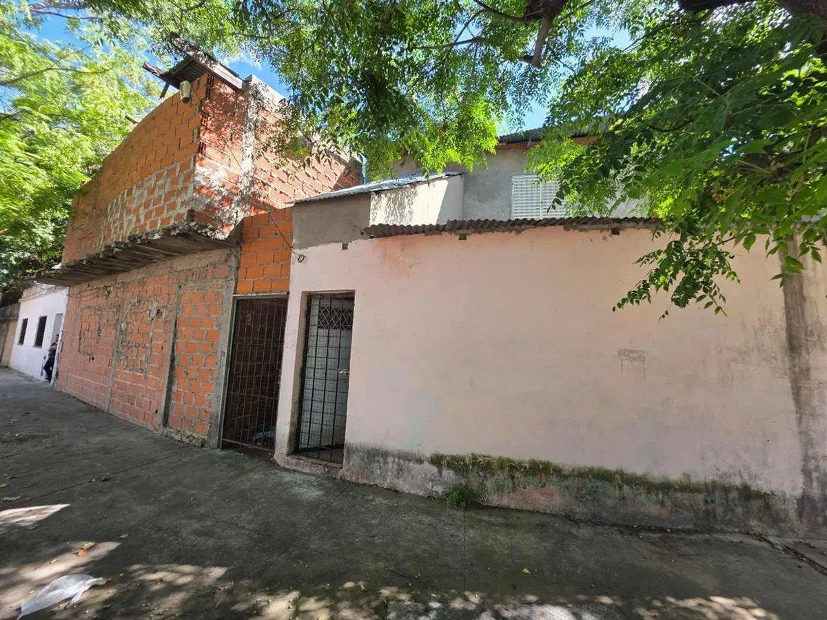 LOTE EN VENTA EN POMPEYA CABA 247 Mts 5