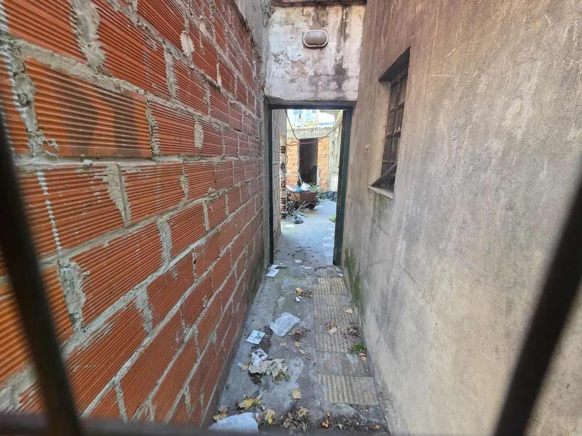 LOTE EN VENTA EN POMPEYA CABA 247 Mts 2
