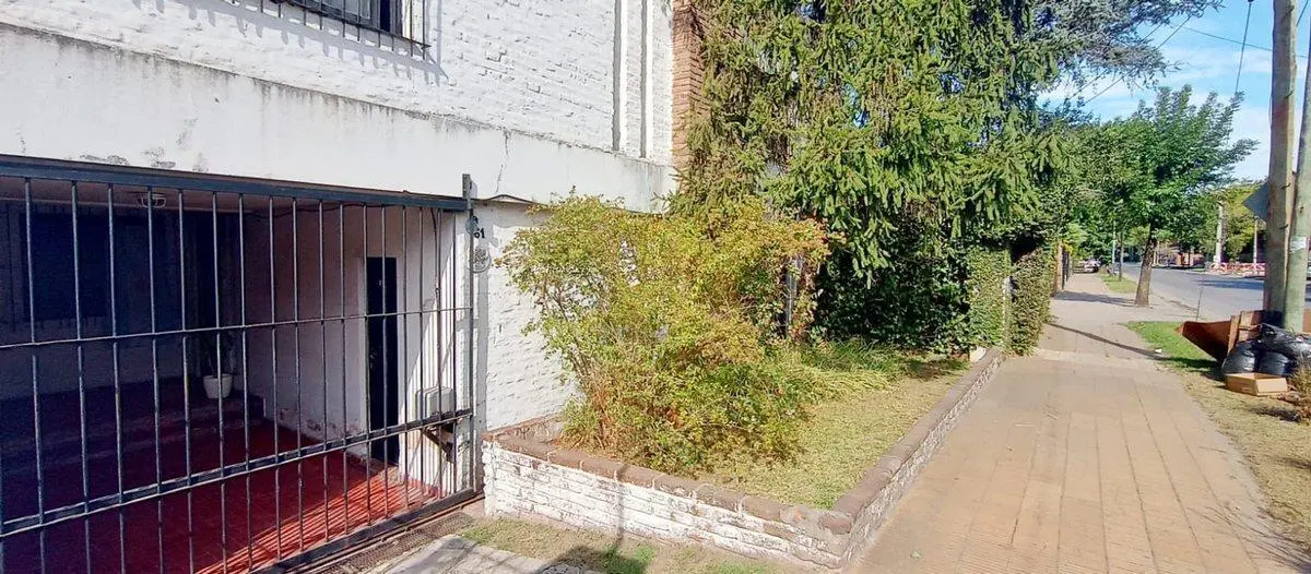 VENTA -CASA- BELLA VISTA 8
