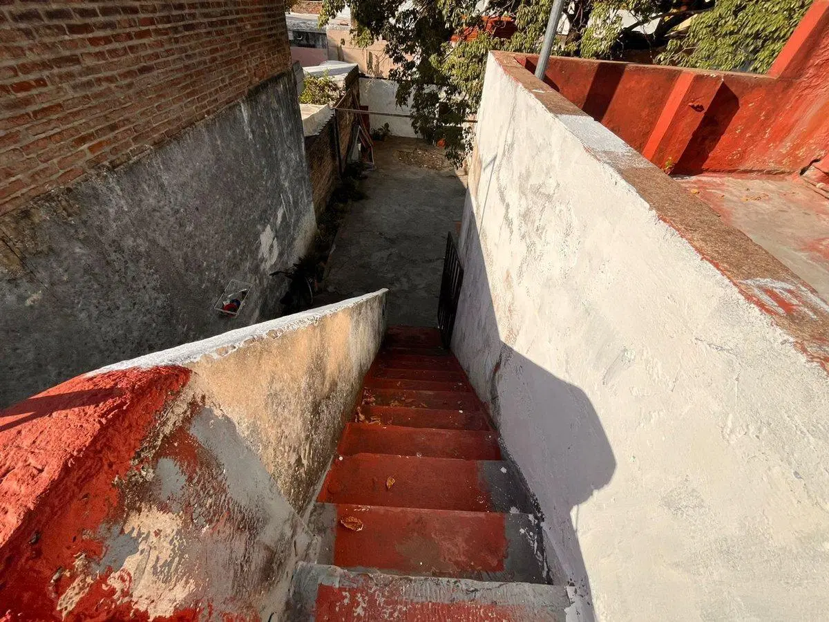 CASA EN VENTA W.C.MORRIS 4 ambientes. 5