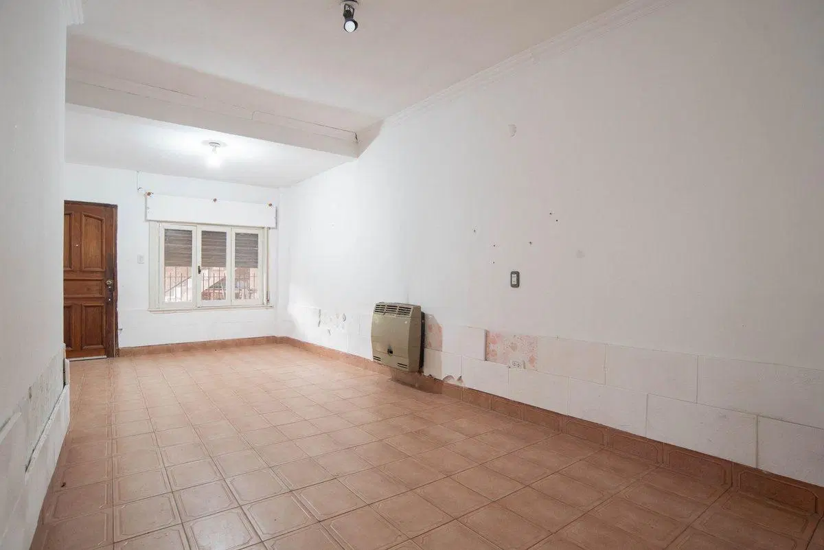 VENTA CASA 4 AMBIENTES HURLINGHAM OPORTUNIDAD 2