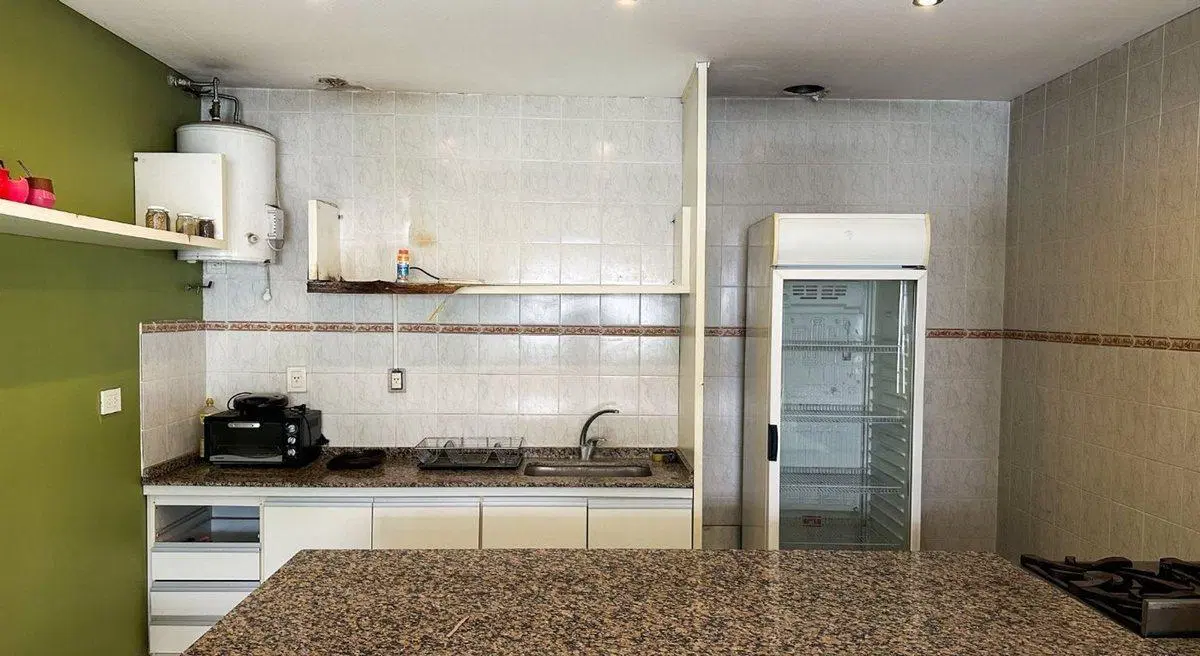 Venta oficina consultorio av Pedro Diaz Hurlingham 5