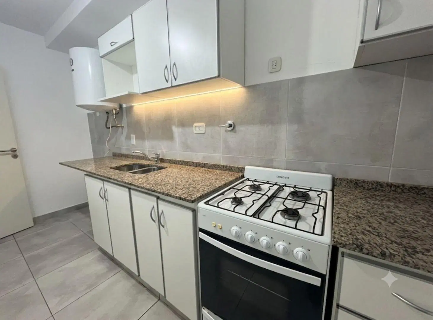 DEPARTAMENTO 2 AMBIENTES ALQUILER MORON CENTRO 8