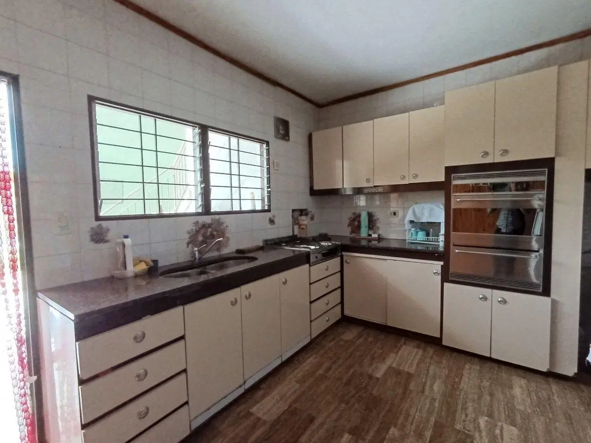 VENTA CASA 3 AMB TALLER PATIO ISIDRO CASANOVA 4