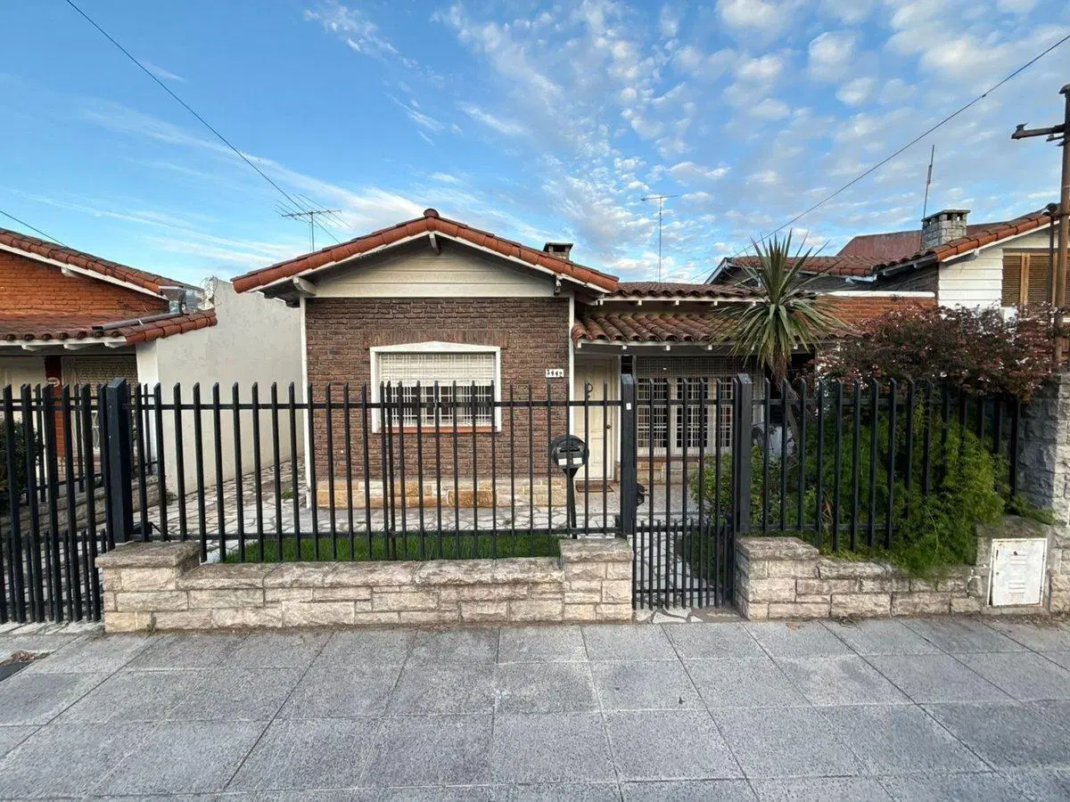 CASA 5 AMB  VILLA LUZURIAGA APTO CREDITO 4