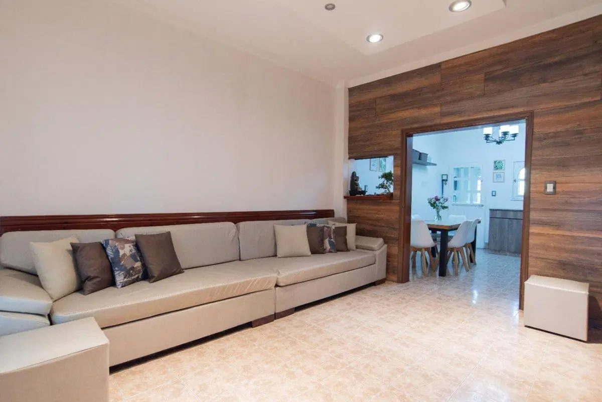 VENTA CASA 4 AMBIENTES HURLINGHAM QUINCHO PERMUTA 3