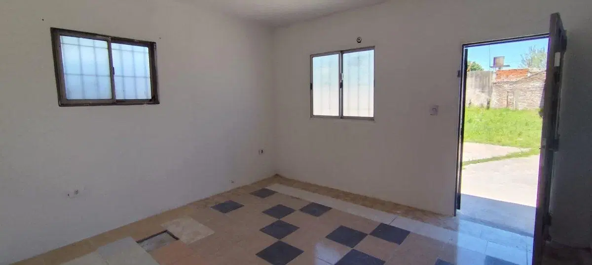 VENTA CASA 3 AMB  PARQUE APTO CRÉDITO JOSÉ C PAZ 5
