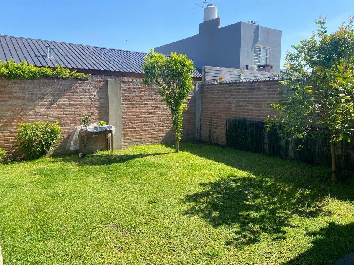 VENTA CASA 3 AMB ALTOS DE PODESTA  (PERMUTA) 4