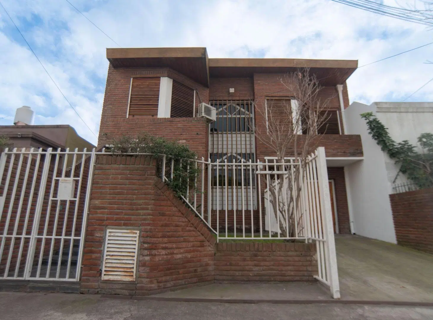 VENTA CASA HURLINGHAM APTO CRÉDITO 4 AMBIENTES 5
