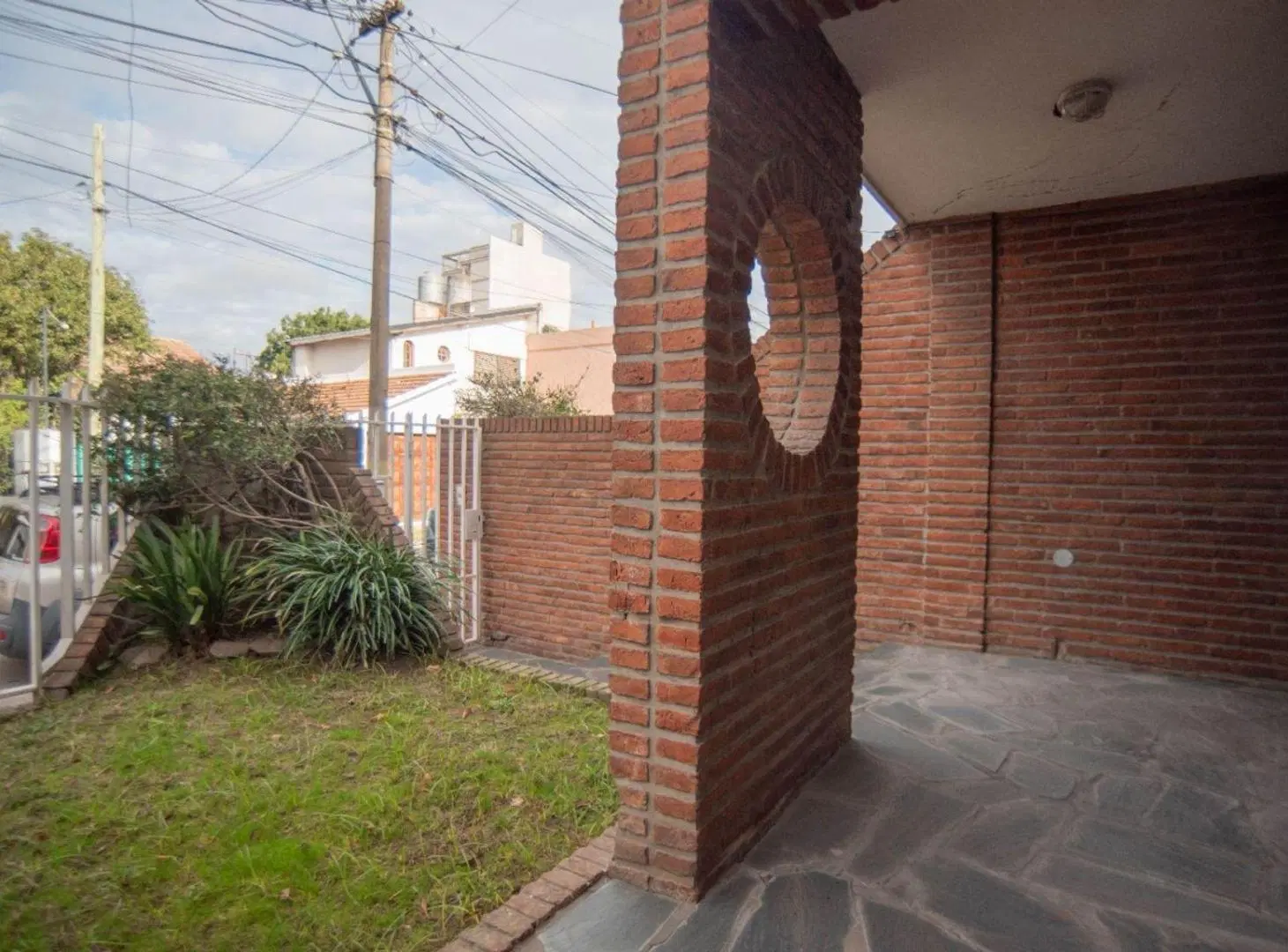 VENTA CASA HURLINGHAM APTO CRÉDITO 4 AMBIENTES 4