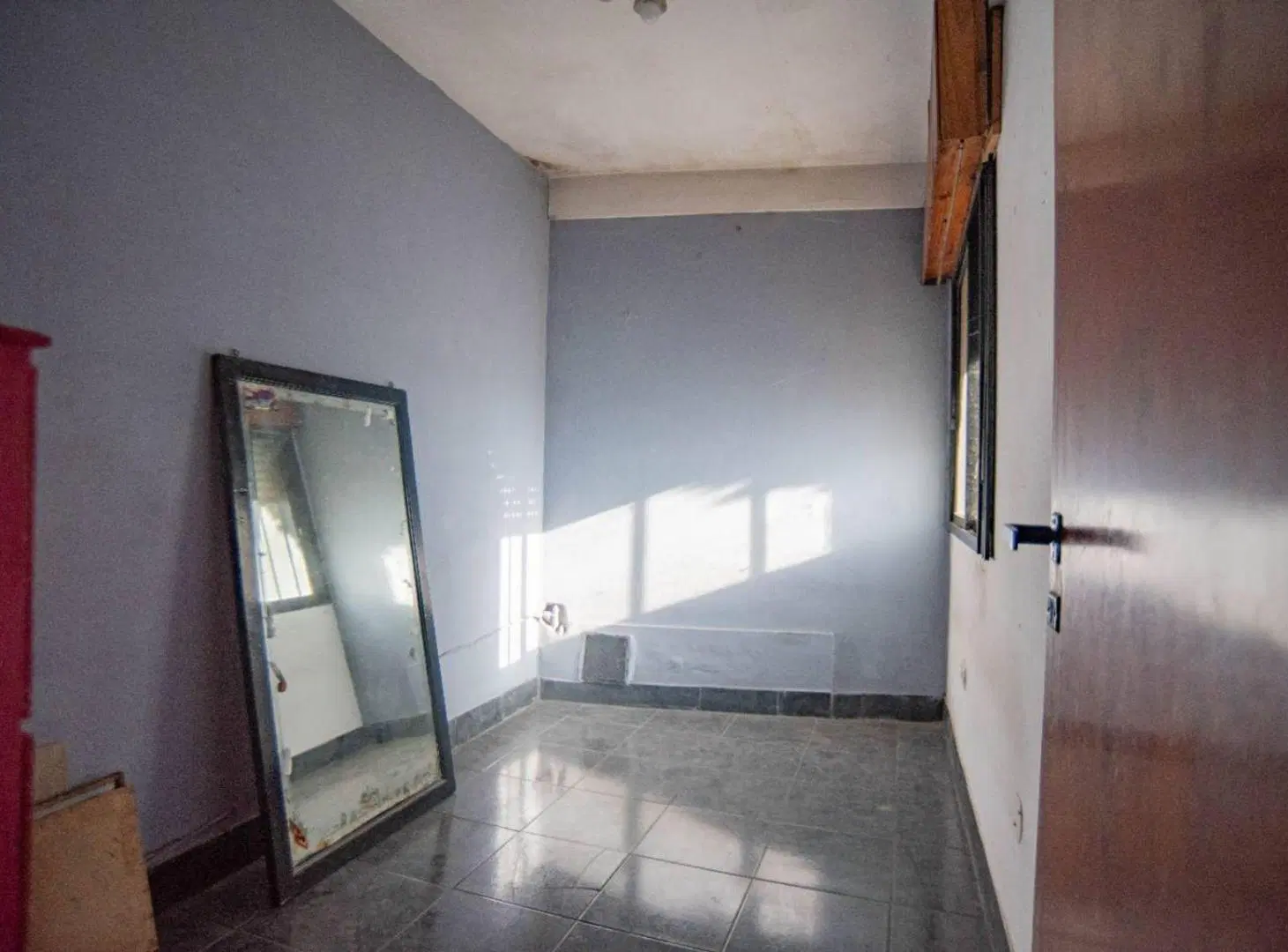 VENTA CASA HURLINGHAM OPORTUNIDAD A REFACCIONAR 8