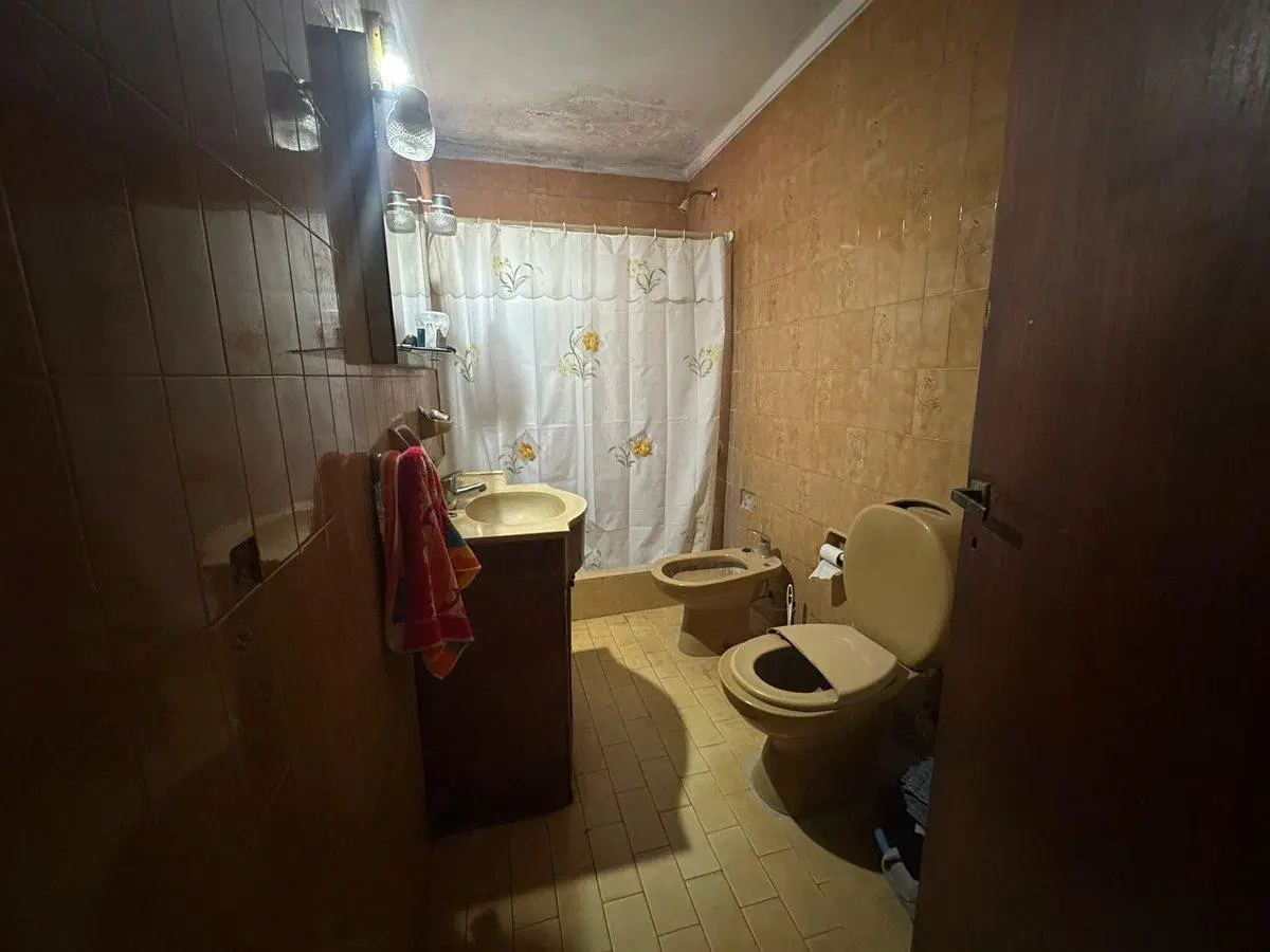 Venta casa 3amb Hurlingham zona Municipalidad 3