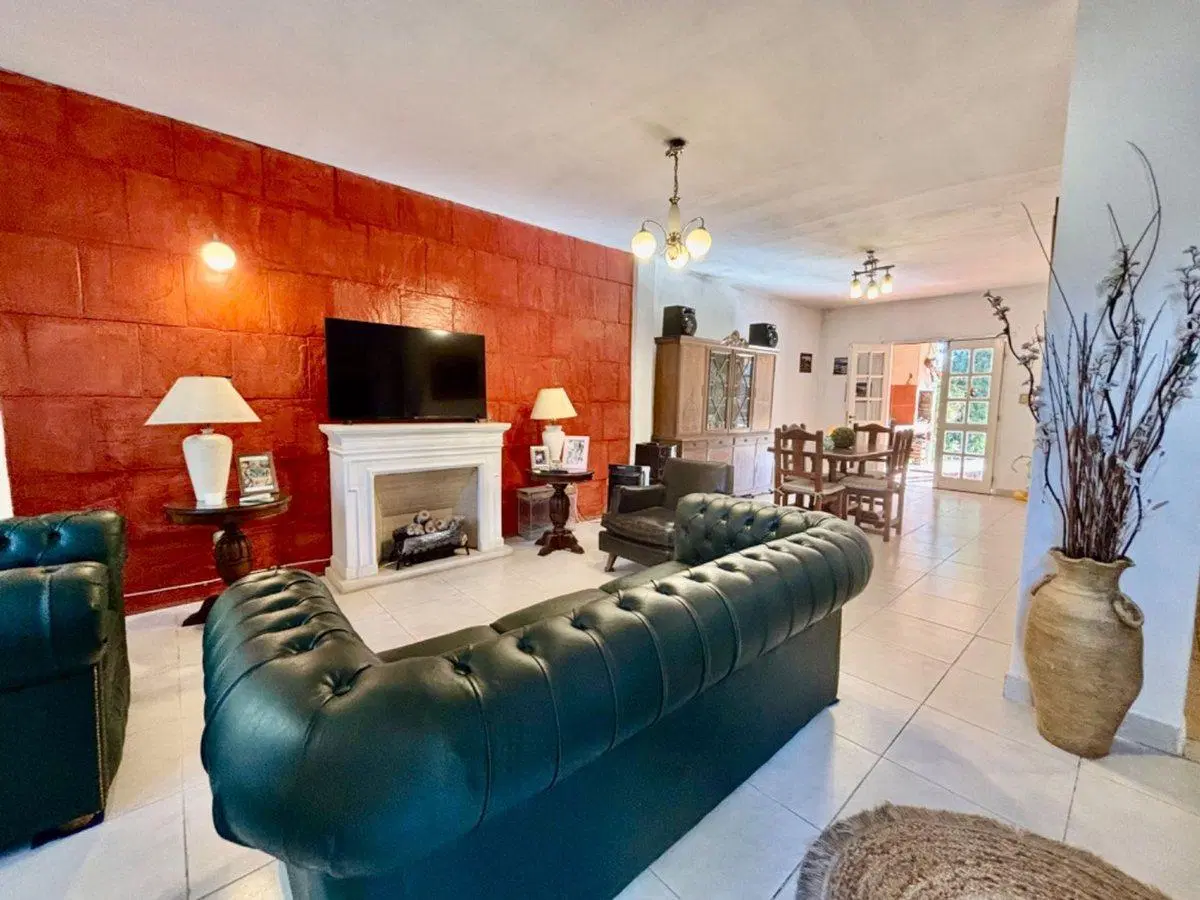 VENTA CASA 4 AMB HURLINGHAM COCHERA 8