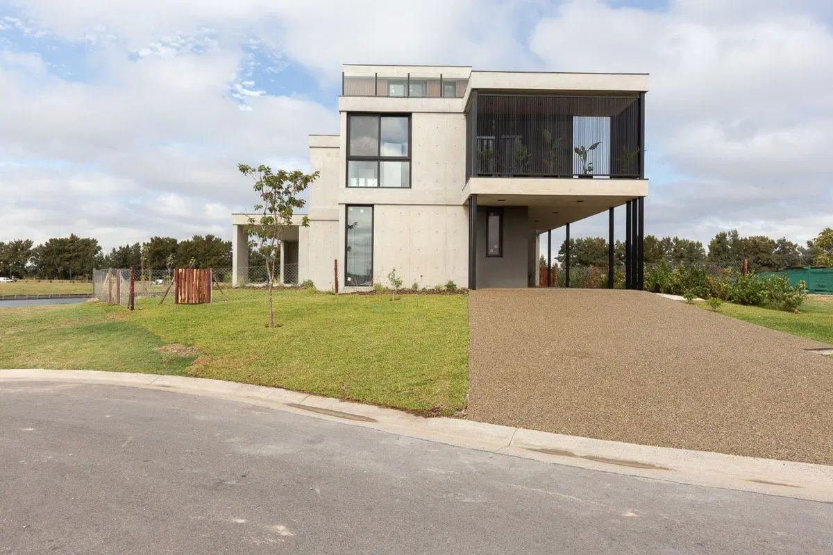 VENTA CASA 5AMB PILETA TERRAZA NORDELTA PERMUTA 5