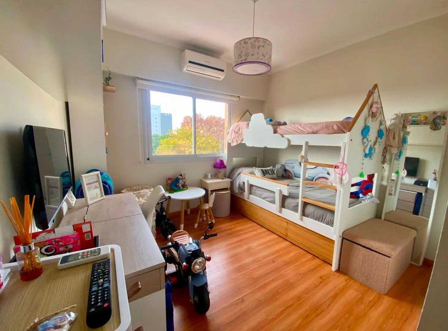 VENTA DTO 3 AMB + 2 COCHERAS - CASEROS 2