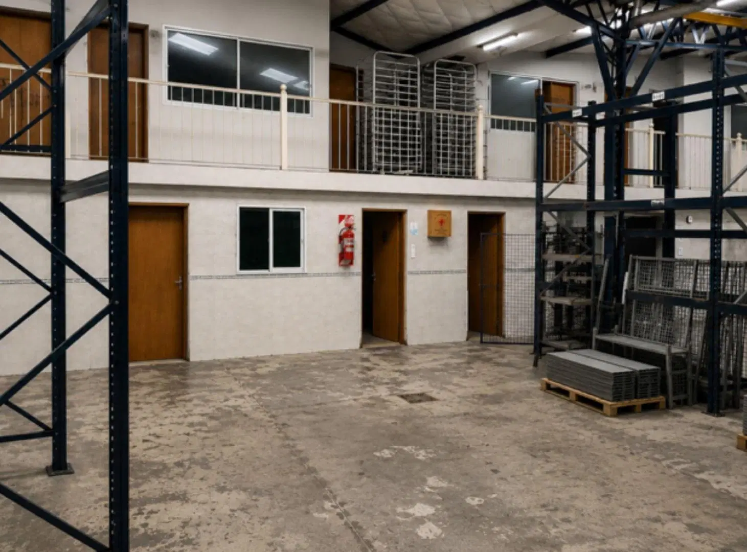 VENTA deposito 1400 m², av Pedro Diaz hurlingham 5