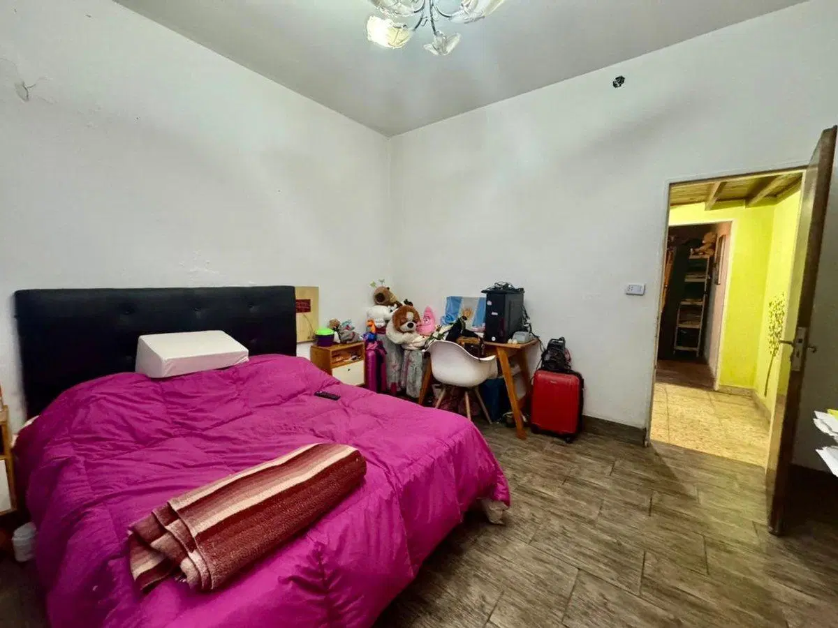 VENTA CASA 4 AMBIENTES HURLINGHAM ACEPTA  PERMUTA 4