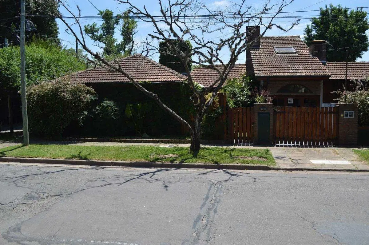 VENTA casa 5 amb  parque Johnston Hurlingham 3