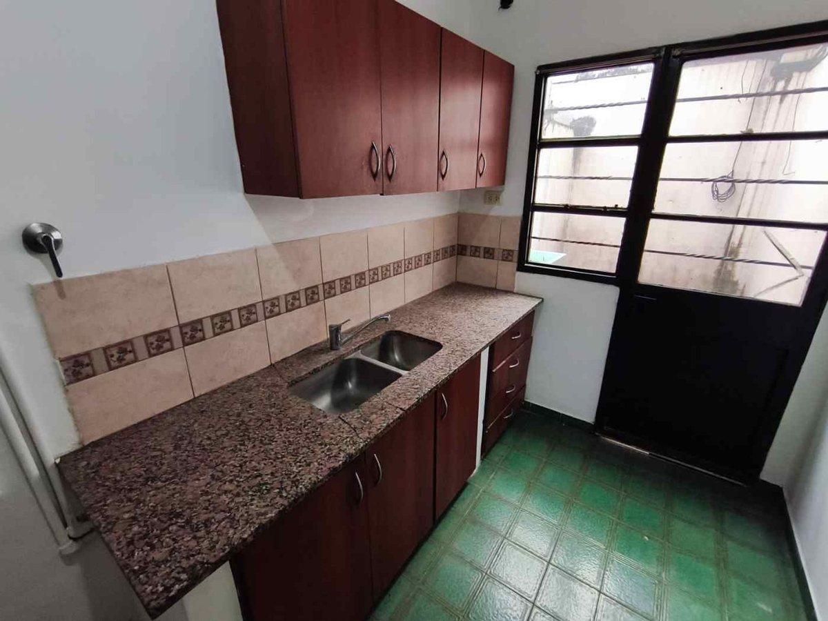 Foto de Alquiler Depto 3 Amb Luminoso en Villa Tesei, imagen 1