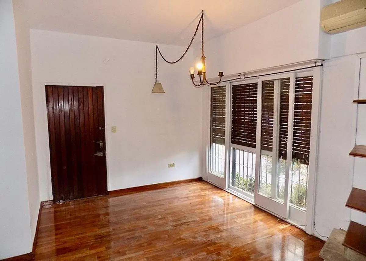VENTA CASA PH 3 AMBIENTES HURLINGHAM COCHERA 2