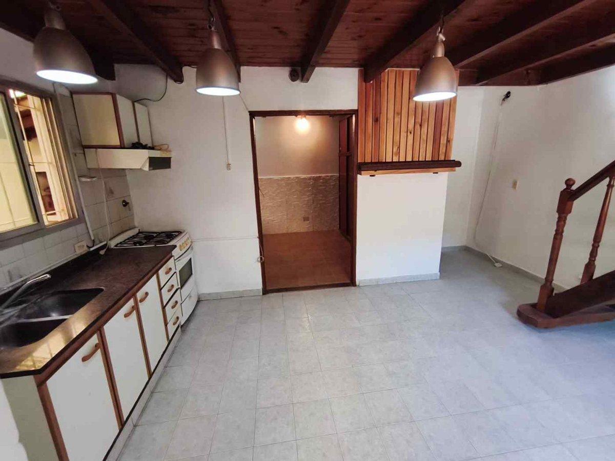 Foto de Venta PH 3 AMB 2 dormitorios Parrilla Cochera, imagen 1