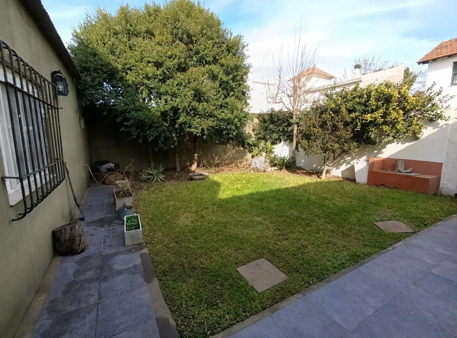 VENTA CASA 3 AMB. PATIO - APTO CRÉDITO HURLINGHAM 4
