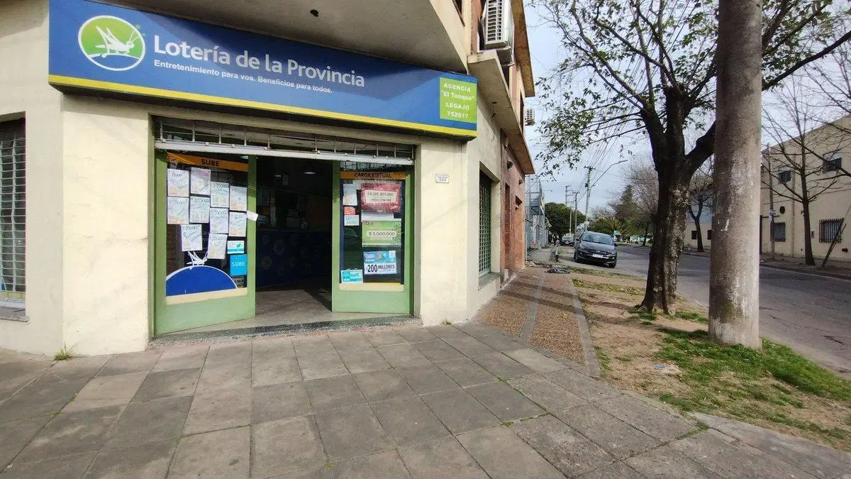 VENTA DE LOCAL EN ESQUINA VILLA TESEI NUEVO VALOR 7
