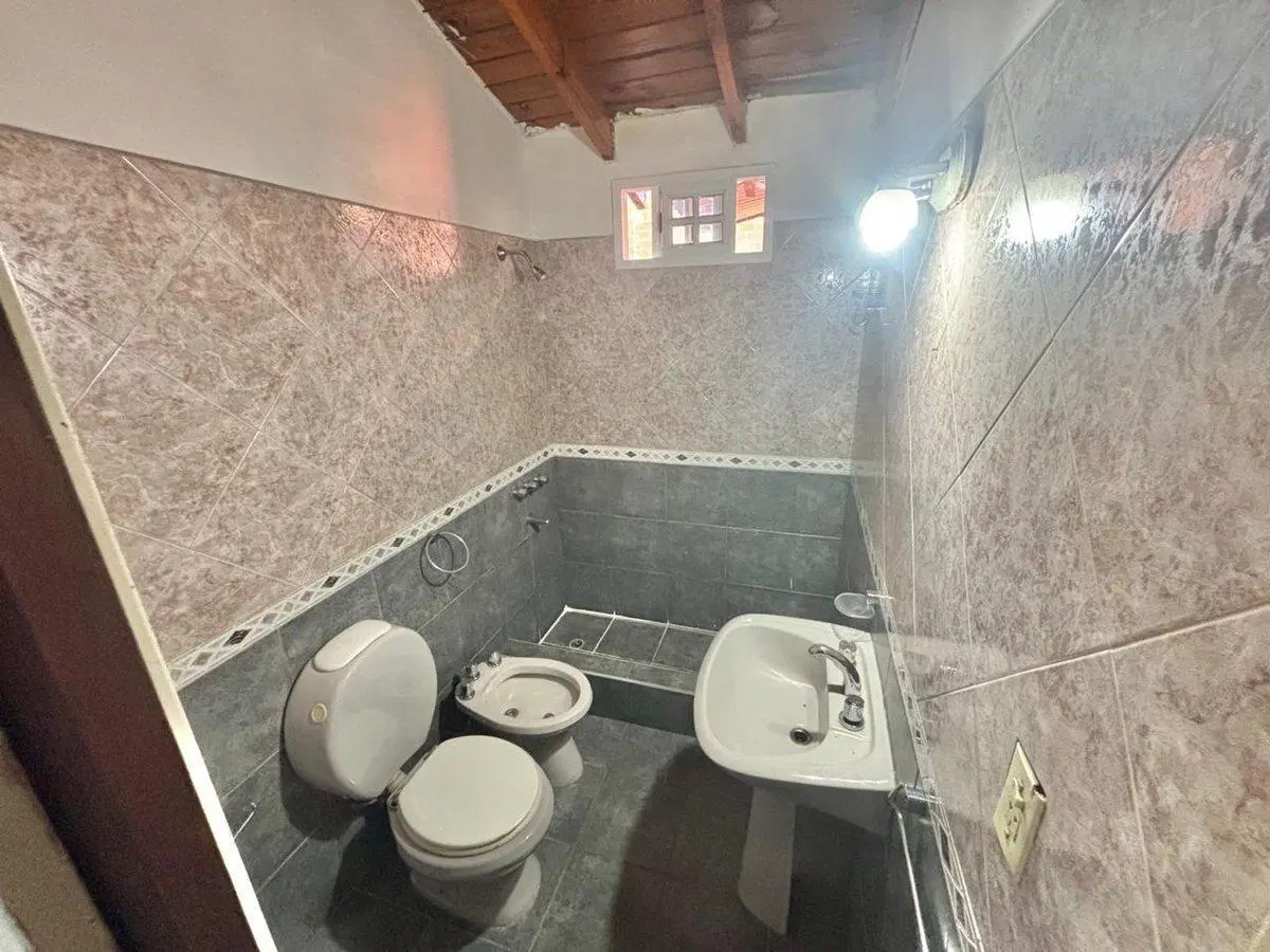 Casa en venta Caseros centro 4