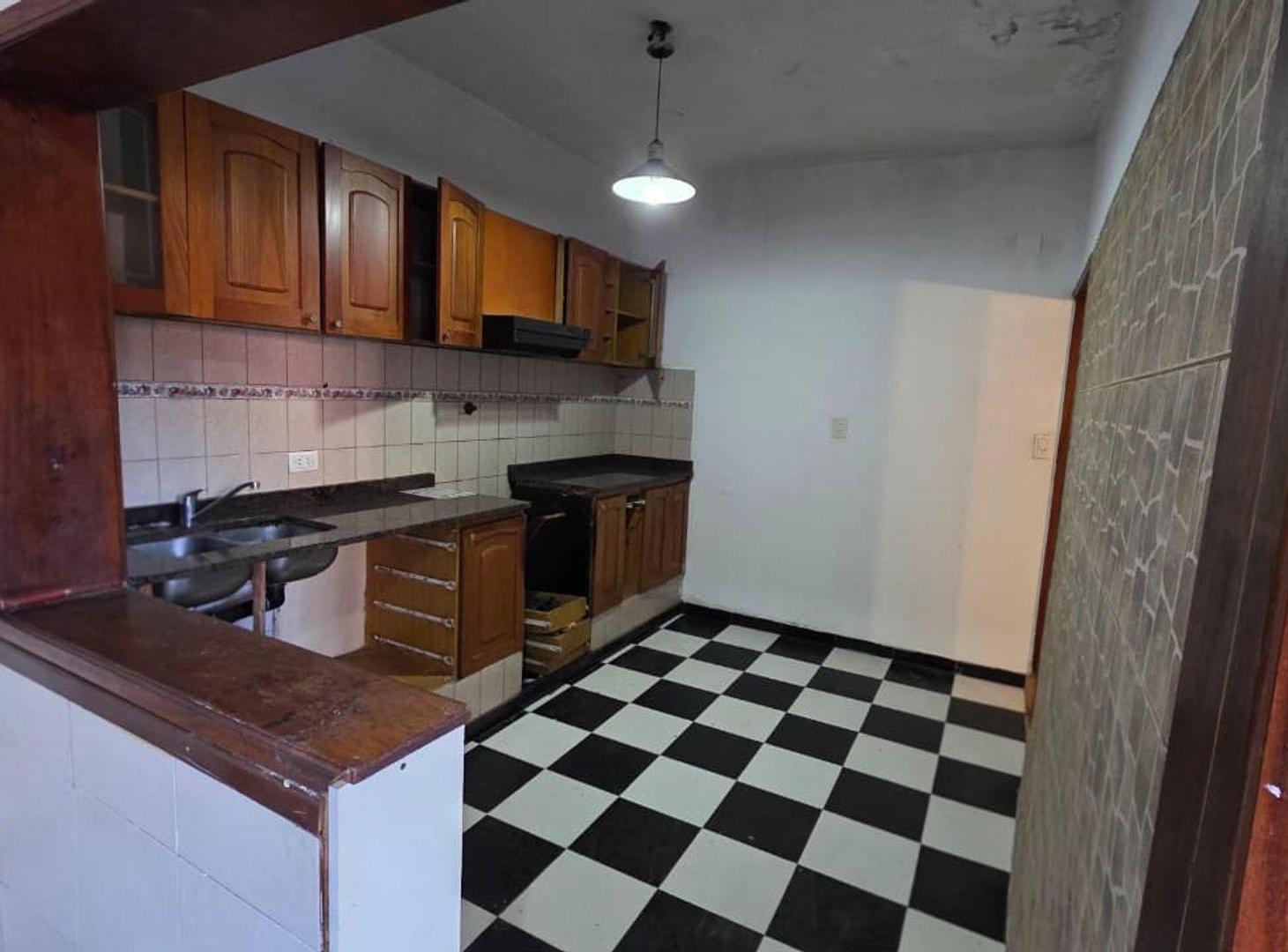 Foto de VENTA CASA PH EN VILLA TESEI, imagen 1