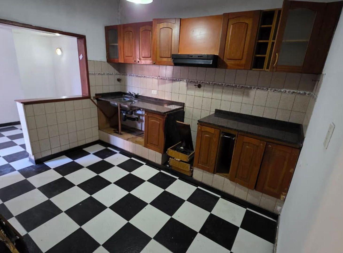 Foto de VENTA CASA PH EN VILLA TESEI, imagen 4