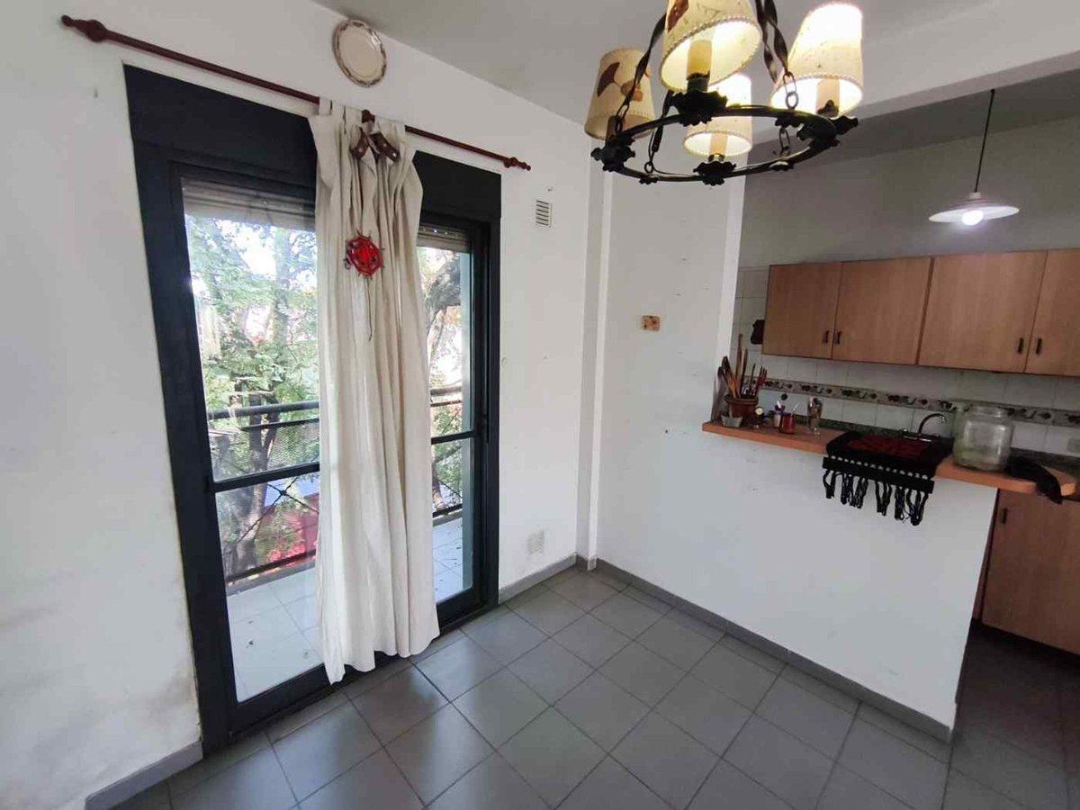 Foto de Venta Dpto 3 Amb 2 piso x Escalera Tesei CREDITO, imagen 1