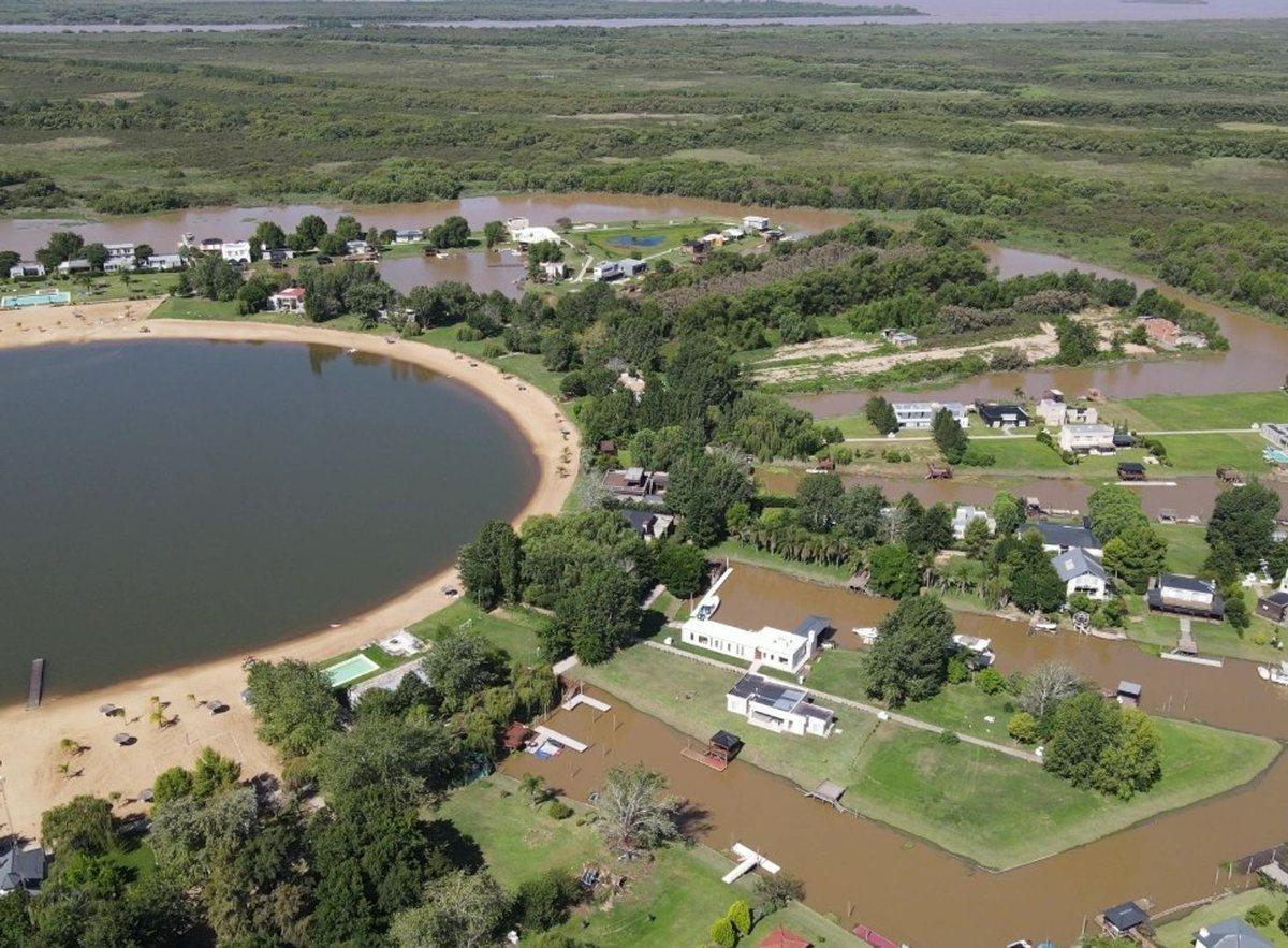 Foto de LOTE EN VENTA EN CLUB NAUTICO ISLA DEL ESTE TIGRE, imagen 4