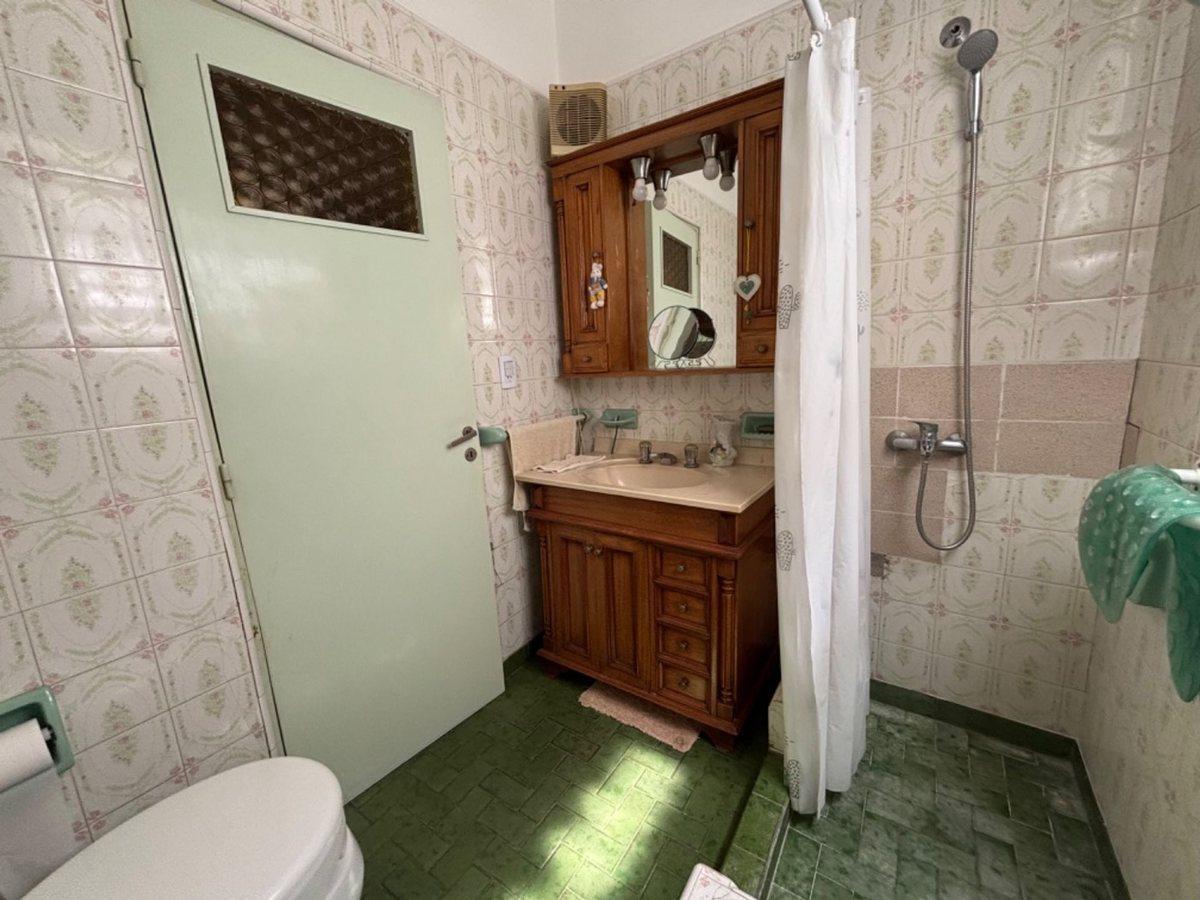 Foto de VENTA CASA 3 AMB VILLA LUZURIAGA / DEPOSITO, imagen 4