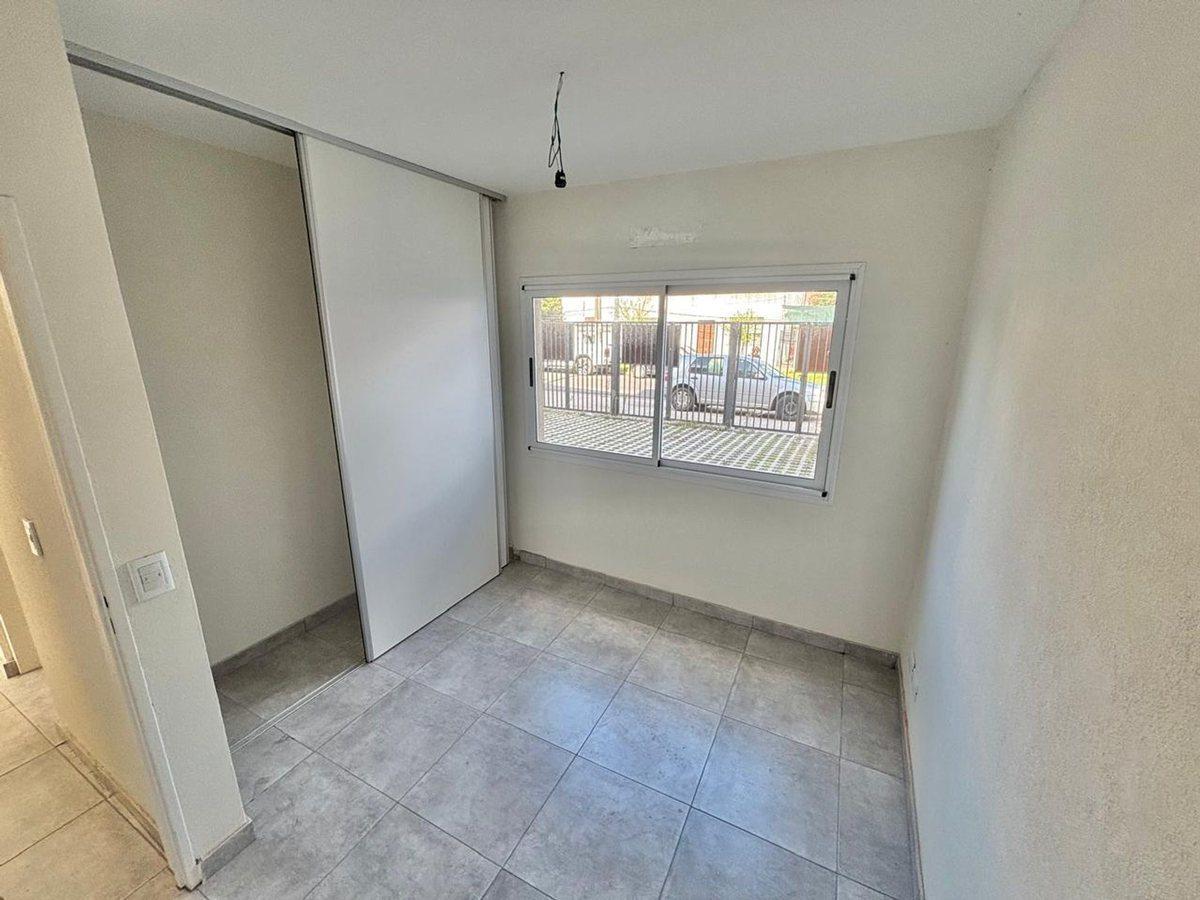 Foto de VENTA DEPARTAMENTOS 3 AMBIENTES - HURLINGHAM, imagen 5
