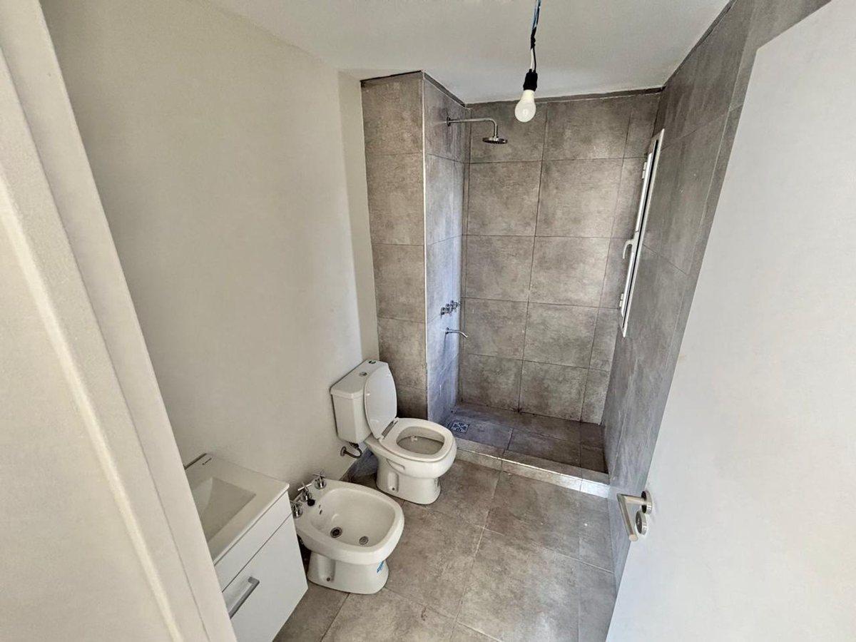 Foto de DEPARTAMENTO 3 AMBIENTES - HURLINGHAM, imagen 5