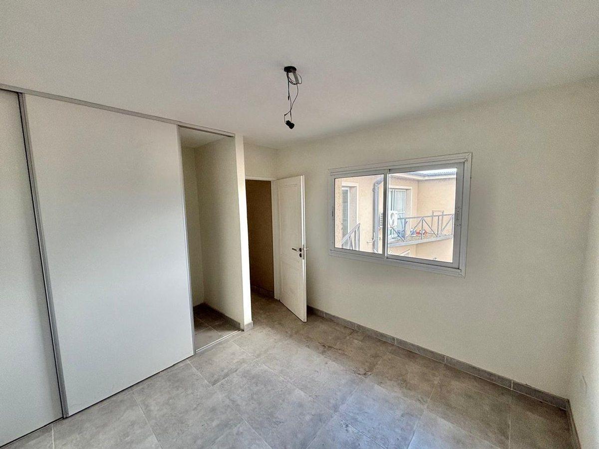 Foto de DEPARTAMENTO 2 AMBIENTES EN VENTA - HURLINGHAM, imagen 2