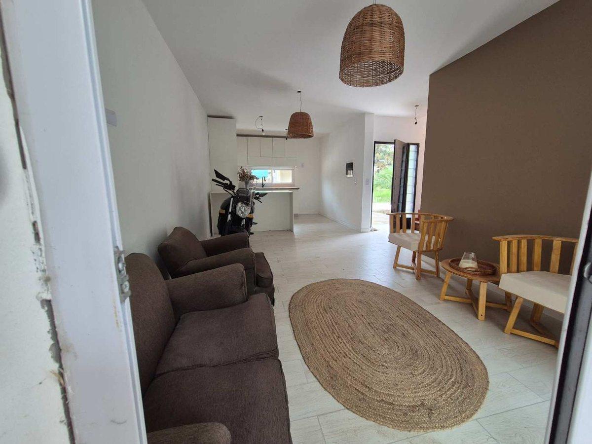 Foto de VENTA CASA EN POZO 3 AMB BARRIO CERRADO / PERMUTA, imagen 5
