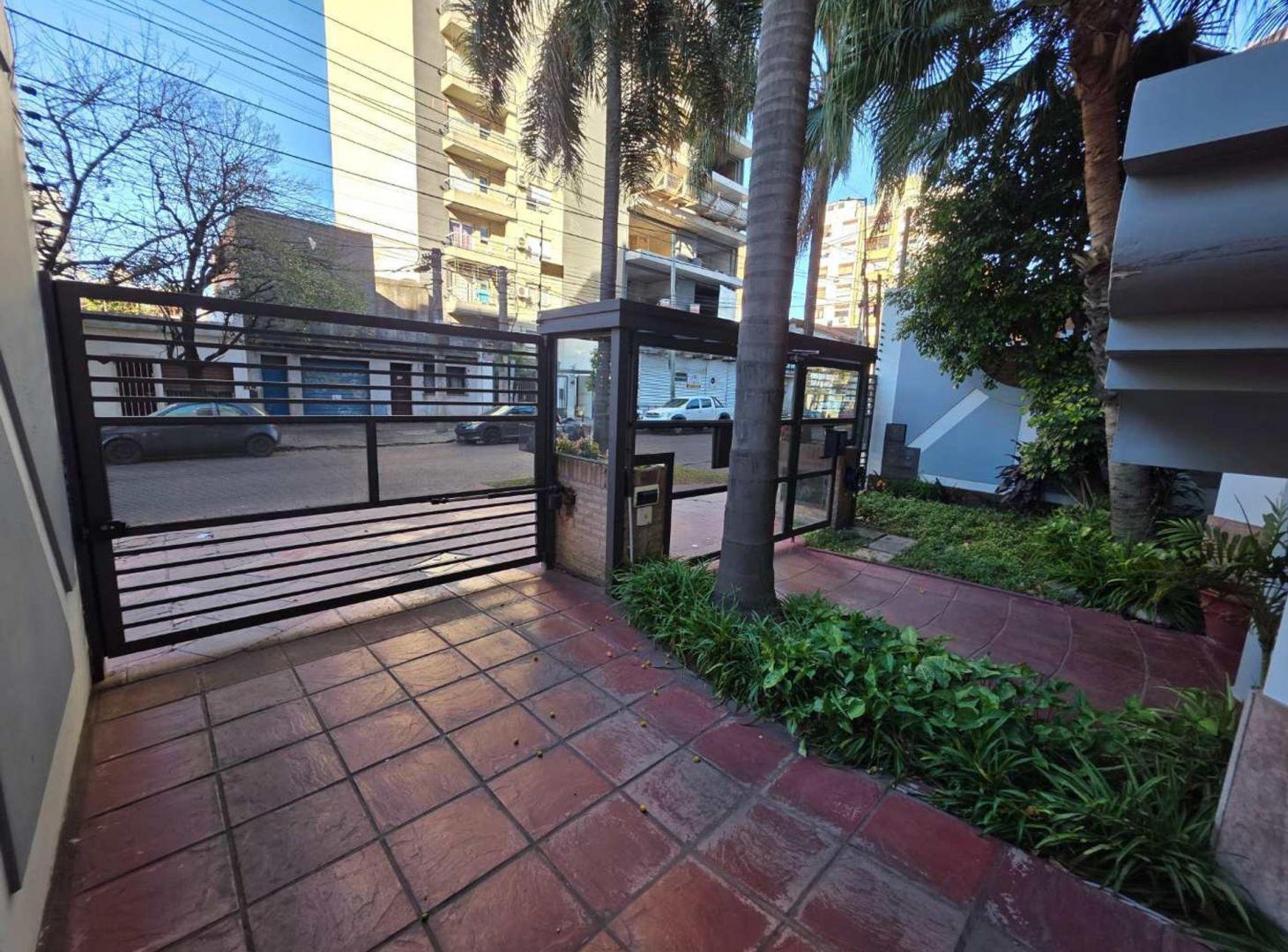 Foto de Departamento 3 Amb Semi-Piso Morón Centro 102 M², imagen 3
