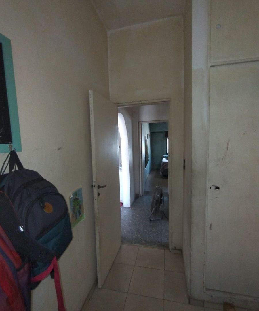 Foto de CASA 4 AMBIENTES EN MORON A REFACCIONAR, imagen 2