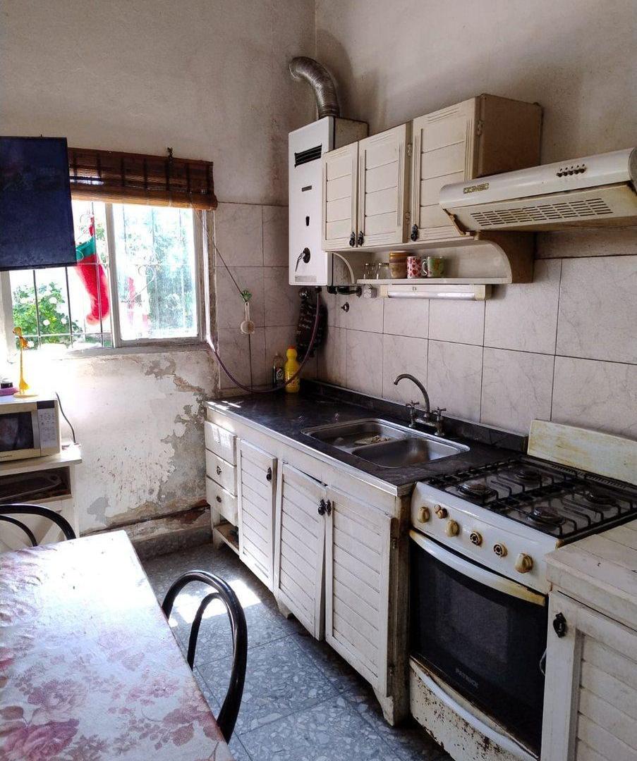 Foto de CASA 4 AMBIENTES EN MORON A REFACCIONAR, imagen 1
