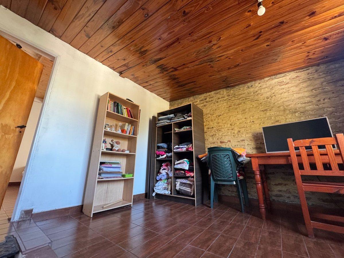 Foto de VENTA CASA DUPLEX HURLINGHAM OPORTUNIDAD, imagen 5