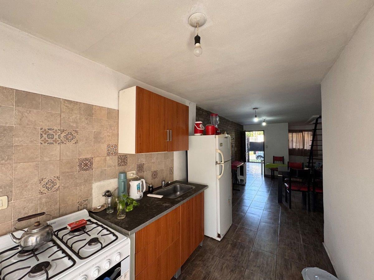 Foto de VENTA CASA DUPLEX HURLINGHAM OPORTUNIDAD, imagen 3