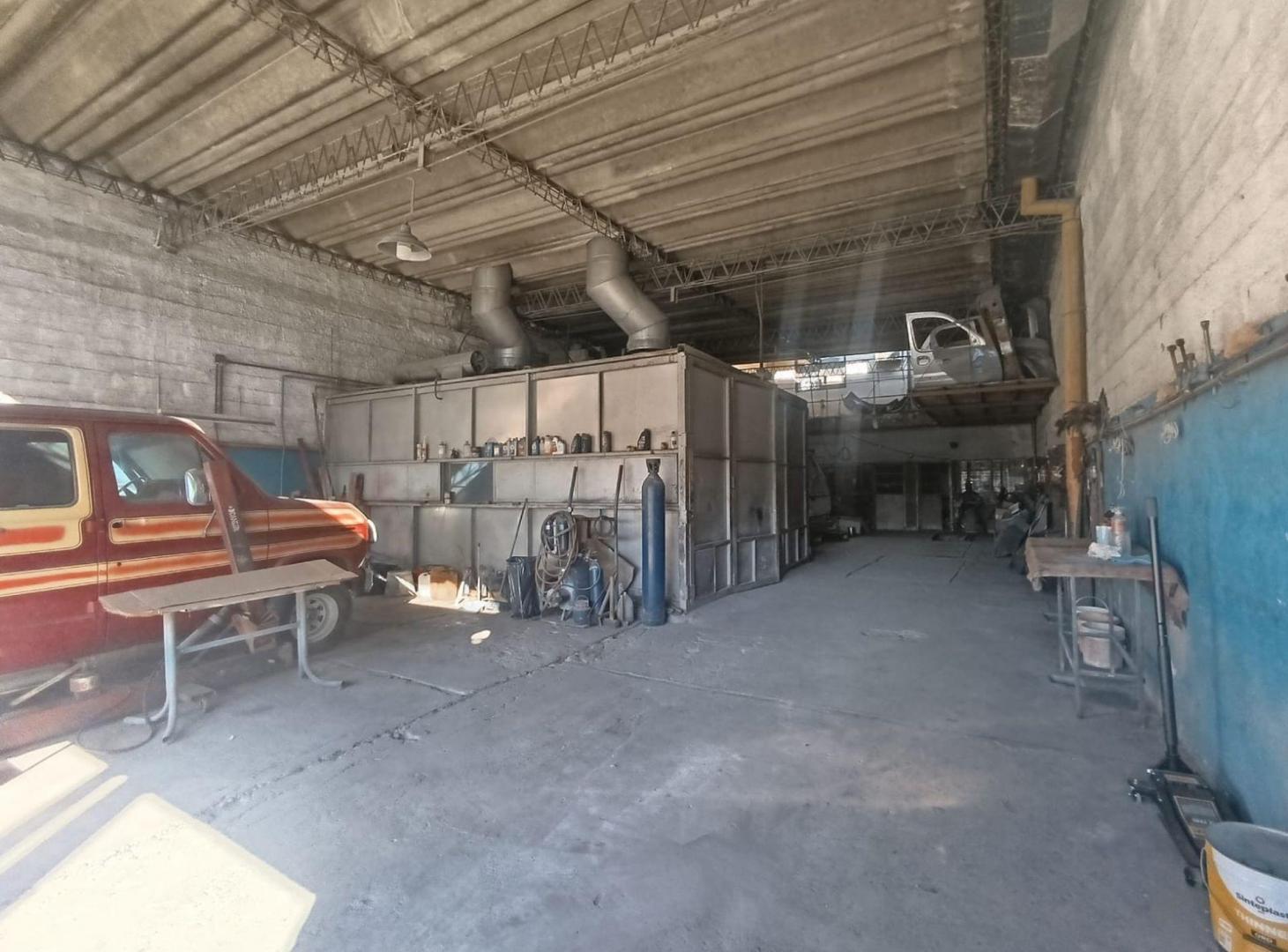 Foto de VENTA LOCAL TALLER AUTOMOTOR MORÓN APTO CRÉDITO, imagen 1