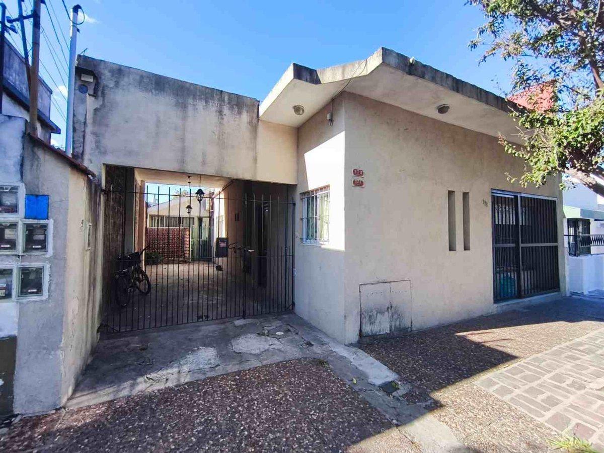 Foto de Venga Casa PH Lote 427M2 Tesei 3 AMB Amplio Jardín, imagen 5