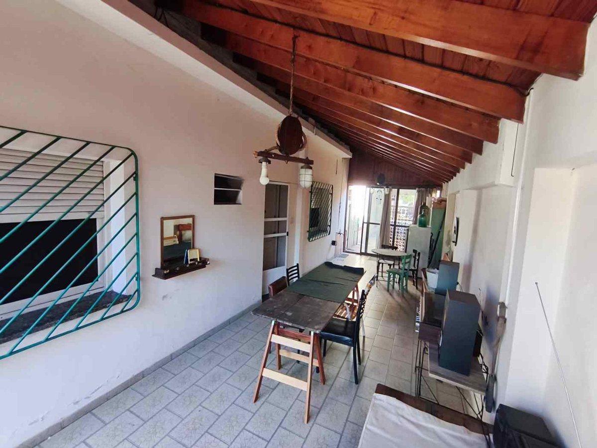 Foto de Venga Casa PH Lote 427M2 Tesei 3 AMB Amplio Jardín, imagen 4