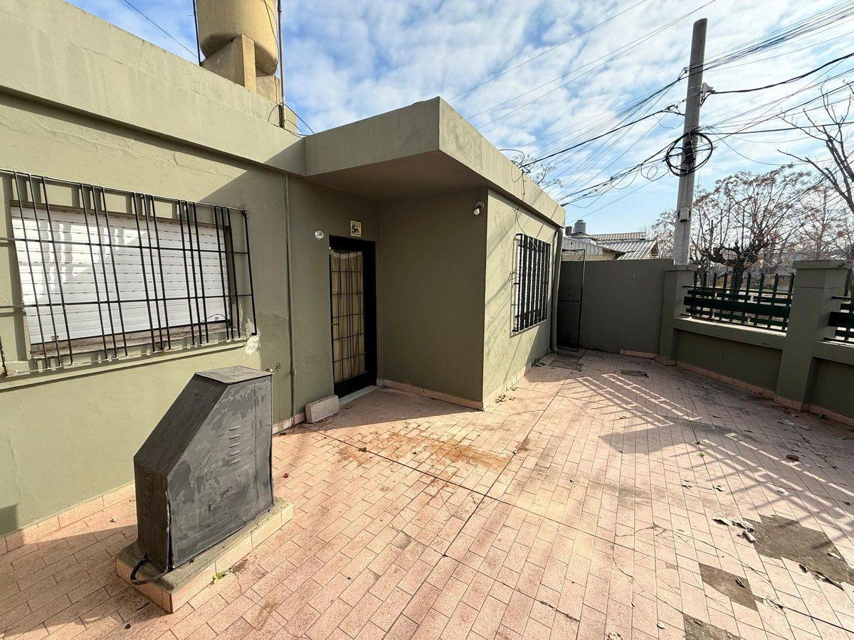Foto de VENTA PH 2 AMB HURLINGHAM, imagen 3