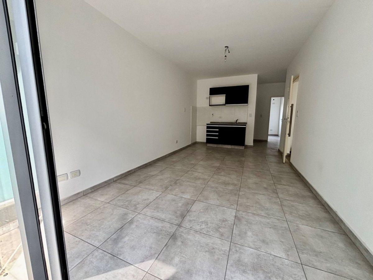 Foto de VENTA DEPARTAMENTO 2 AMB SAN JUSTO, imagen 2