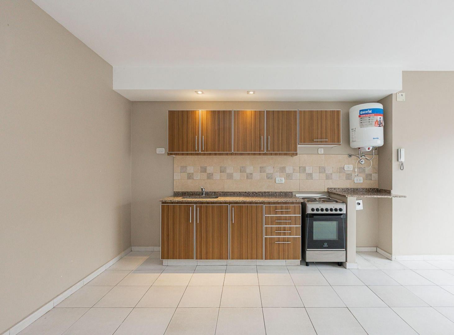 Foto de VENTA DEPTO 2AMB COCHERA BALCON BELLA VISTA PERMUT, imagen 4