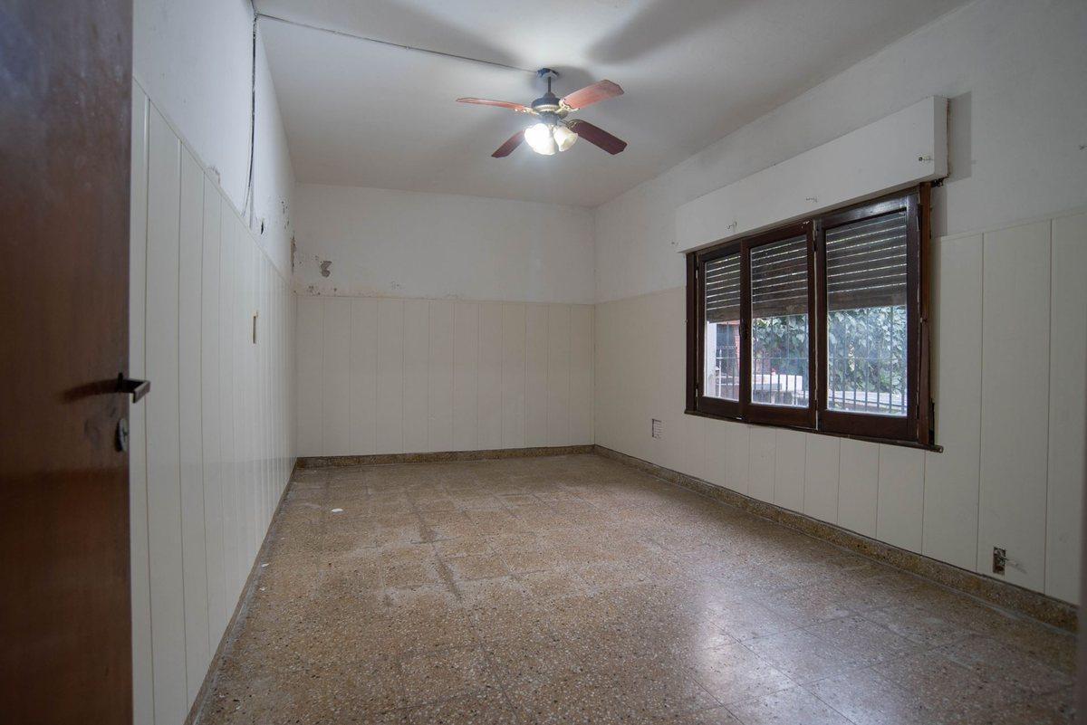 Foto de VENTA CASA 4 AMBIENTES HURLINGHAM OPORTUNIDAD, imagen 5