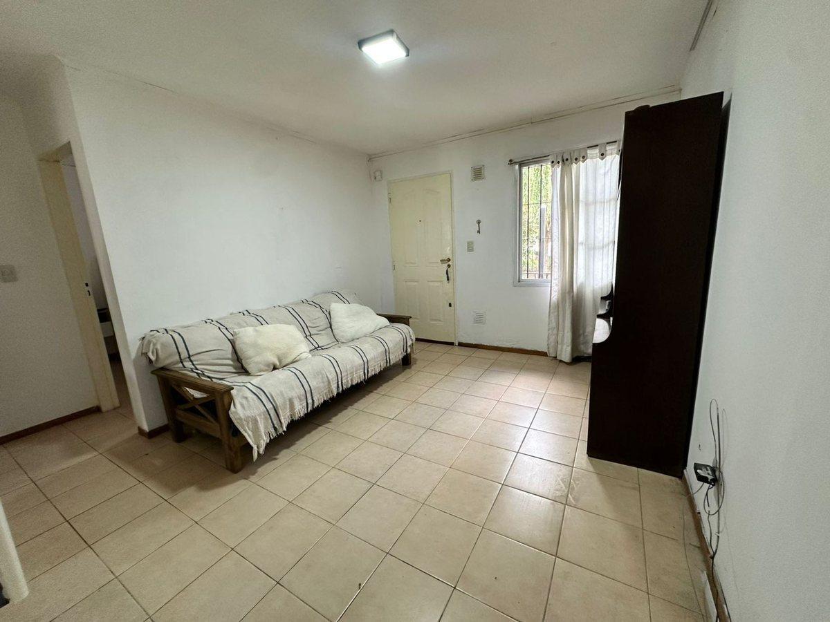 Foto de VENTA CASA 3 AMBIENTES EN BARRIO ALTOS DE PODESTA, imagen 3